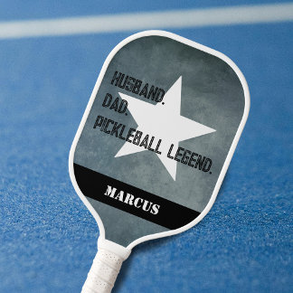 Ehemann. Vater. Pickelball-Legende Star Fügen Sie Pickleball Schläger