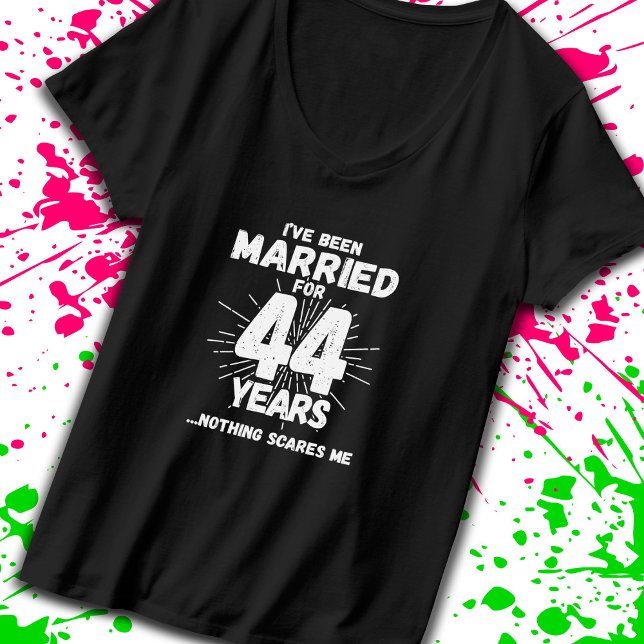 Ehepaare Verheiratet 44 Jahre Witziger 44-jähriger T-Shirt (Celebrate your 44 year anniversary milestone with our t-shirt designed to get laughs! -Teemixer)