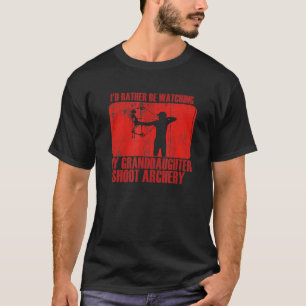 Eher Oma beim Bogenschießen zuschauen T-Shirt