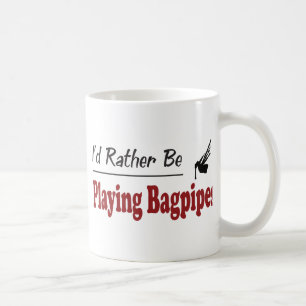 Eher spielt Dudelsäcke Tasse