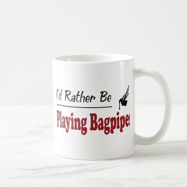 Eher spielt Dudelsäcke Tasse (Rechts)