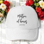 Ehrenmatron der Schwarz-weißen Hochzeit Truckerkappe<br><div class="desc">Matron of Honor Hat Schwarz-weiß für Hochzeit, Brautparty, Brautparty, Junggeselinnen-Abschied. Karo mehr Produkte mit diesem Design in der Kollektion unten.</div>