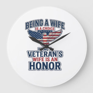 Ehrenvolles patriotisches Adler-Shirt für die Ehef Große Wanduhr