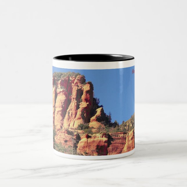 'Eichen-Nebenfluss-Schlucht, AZ Zweifarbige Tasse (Mittel)