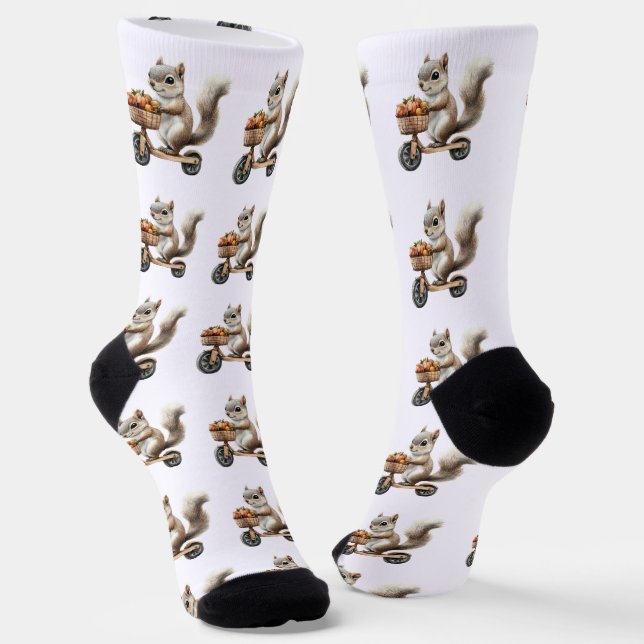 Eichhörnchen auf einem Fahrrad Socken (Gewinkelt)
