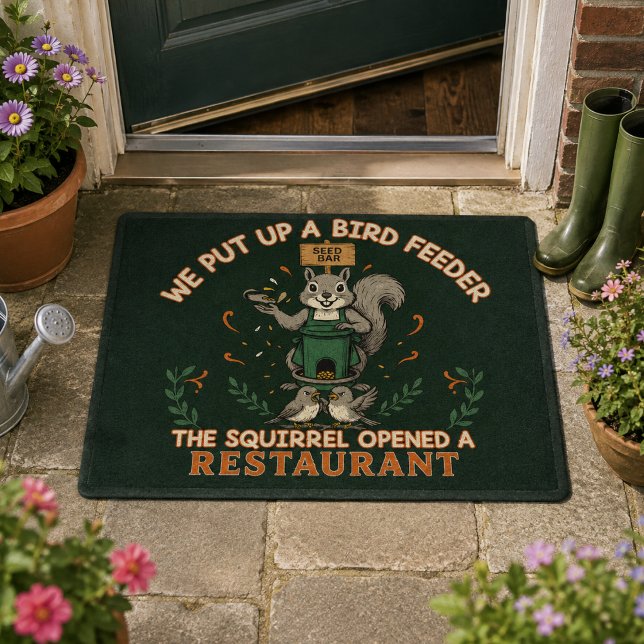 Eichhörnchen eröffnet ein Restaurant Lustiger Voge Fußmatte (Von Creator hochgeladen)