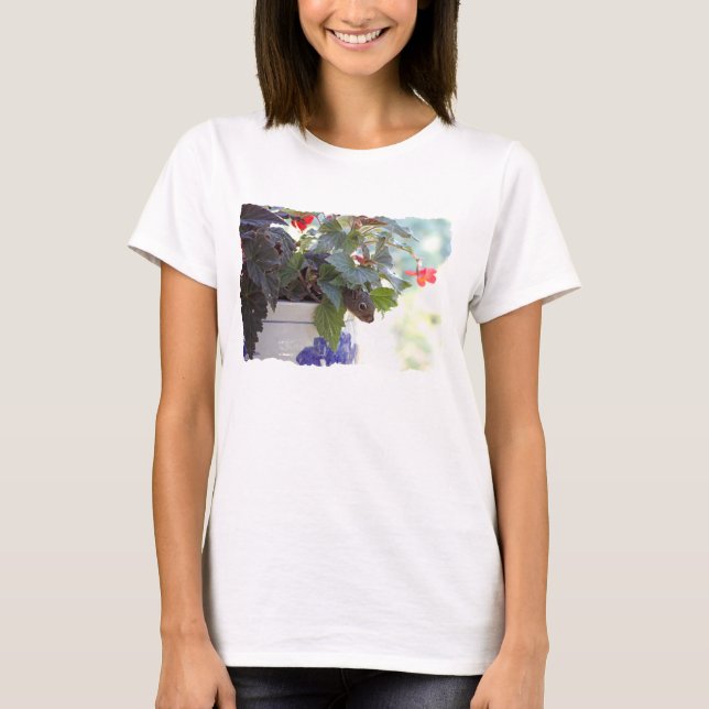 Eichhörnchen im Blumen-Topf T-Shirt (Vorderseite)