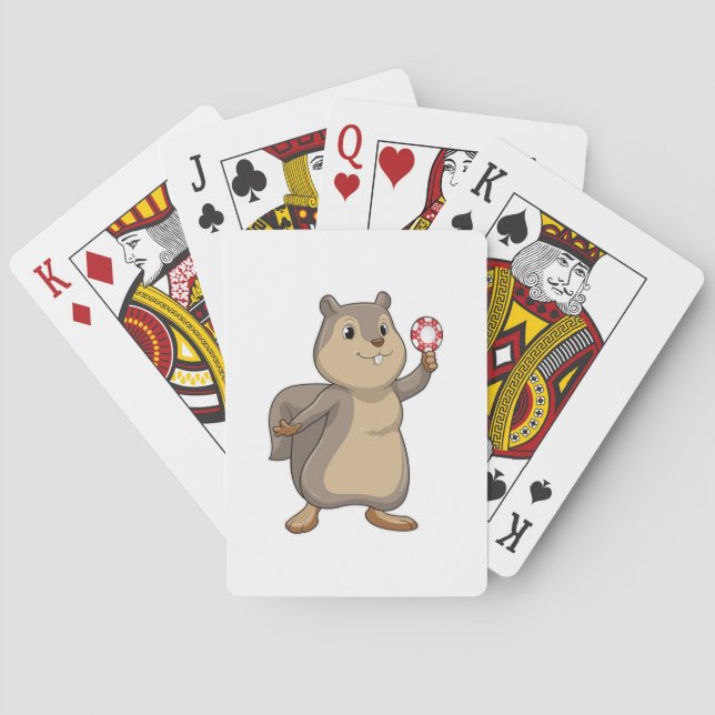 Eichhörnchen im Poker mit Poker-Chips Spielkarten (Rückseite)
