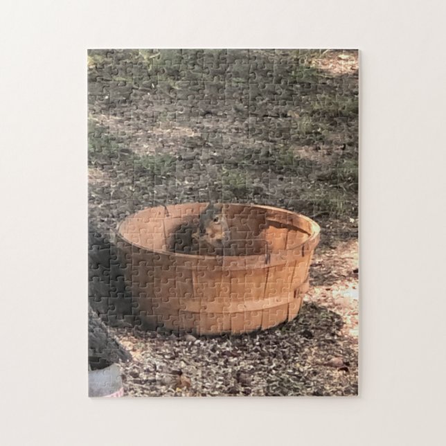 Eichhörnchen in einem Korb Puzzle (Vertikal)