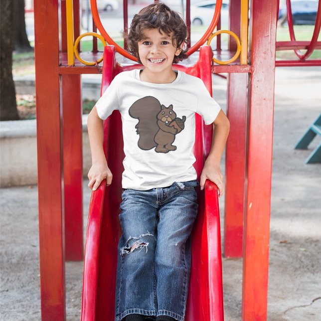 Eichhörnchen mit Acorn T-Shirt (Von Creator hochgeladen)