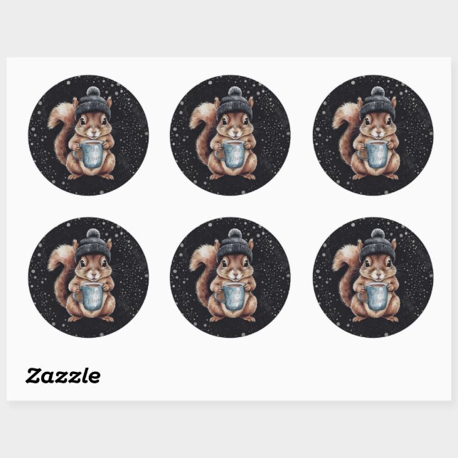 Eichhörnchen mit Tasse und Schnee „Stay Warm“ Runder Aufkleber (Blatt)