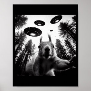 Eichhörnchen-Selfie mit Alien-Ufo Lustig für Männe Poster