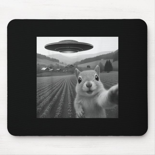 Eichhörnchen-Selfie mit Alien-Ufo Lustige Geschenk Mousepad (Vorne)