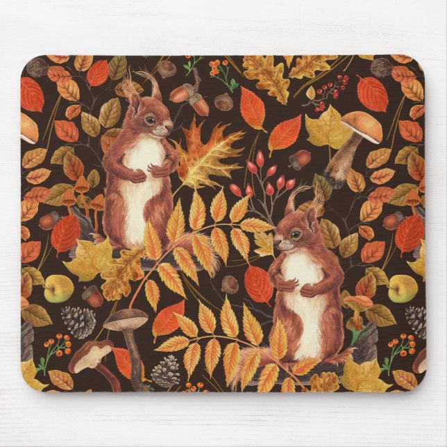 Eichhörnchen und Flora in dunkelbraun Mousepad (Vorne)