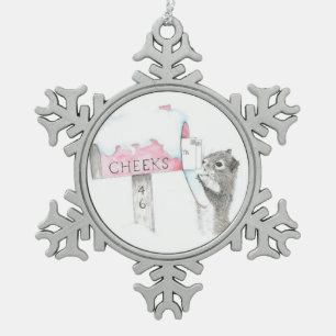 Eichhörnchenbuchstabe Schneeflocken Zinn-Ornament
