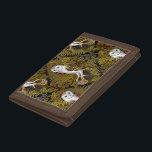 Eier, Farne, Eichen und Beeren 2 Tri-fold Geldbeutel<br><div class="desc">а Eulen,  Mäuse,  Waldbeeren und Farne,  nahtlos</div>