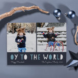 Eier für die Welt | Hanukkah-Fotokarte Feiertagskarte<br><div class="desc">Whimsical Hanukkah Foto-Karte verfügt über zwei Ihrer Lieblings-Fotos in einem quadratischen Format nebeneinander ausgerichtet. "Oy to the World" erscheint unterhalb in blau-weiß ausgeschnittenen Buchstaben. Personalisieren Sie Ihren Familiennamen oder Namen, Ihre persönliche Begrüßung und das Jahr am unteren Ende. Karten kehren zu einem Muster von weißem Schnee auf blauen Streifen um....</div>
