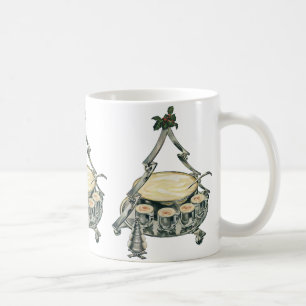 Eierpunsch in einer Vintage-Weihnachtsbaum-Punschs Kaffeetasse