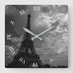 Eiffel Tower Night Cloudy Sky Square Wall Clock Quadratische Wanduhr