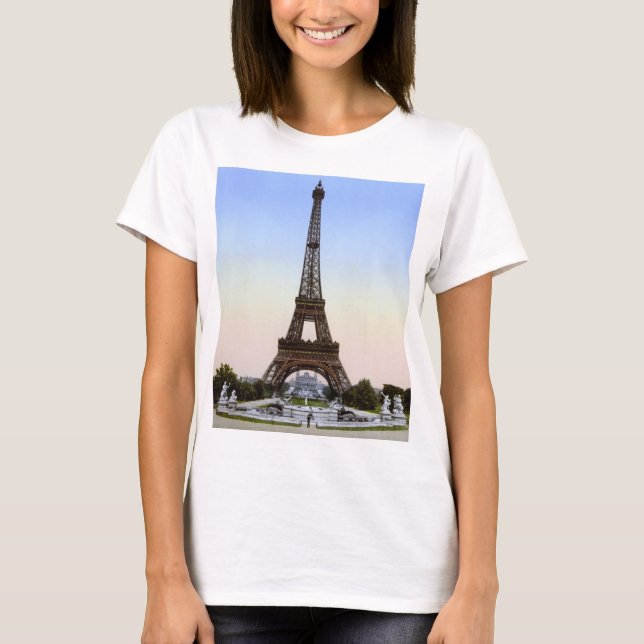 Eiffelturm im Paris des 19. Jahrhunderts T-Shirt (Vorderseite)