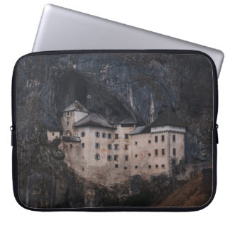 EIGE UND SCHWARZES KONKRETES HAUS LAPTOPSCHUTZHÜLLE