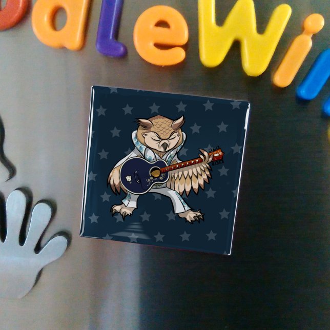 Eigenartige Eulen-Rock-'n'-Roll-Kunst Sänger mit G Magnet (Von Creator hochgeladen)