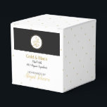 Eigene Bath-und Körperpackung | Gold und Schwarz Geschenkschachtel<br><div class="desc">Für Ihre handgefertigten und hausgemachten Zucker-Peeling, Lotionen, Cremes, Karosseriebutterer und Seifen, passen Sie diese Box an Ihr Rezept an. Vollständig anpassbar, sodass es für jeden Duft oder Geschmack verwendet werden kann - und nicht nur für Bade- und Körpergeschenke. Wir haben diese Schwarz-Weiß-Geschenkboxen kreiert, sodass sie für hübsch viel personalisiert sein...</div>