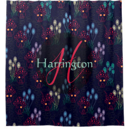 Eigener verzauberter Pilzwald Duschvorhang