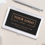 Eigenes Firmenlogo für Corporate Gold Visitenkarten Dose<br><div class="desc">Erstellen Sie Ihren personalisierten beruflichen Visitenkartenhalter mit Ihrem Firmenlogo und individuellem Text. Die Inhaber von Visitenkarten mit kundenspezifischen Markenbezeichnungen sind großartige Geschenke für Führungskräfte und Mitarbeiter,  die den Kunden eine berufliche Touch und Werbe-Wert bei der Präsentation Ihrer Visitenkarten verleihen. Keine Mindestbestellmenge.</div>