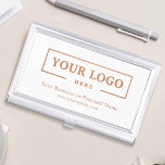 Eigenes Firmenlogo für Corporate Gold Visitenkarten Dose<br><div class="desc">Erstellen Sie Ihren personalisierten beruflichen Visitenkartenhalter mit Ihrem Firmenlogo und individuellem Text. Die Inhaber von Visitenkarten mit kundenspezifischen Markenbezeichnungen sind großartige Geschenke für Führungskräfte und Mitarbeiter,  die den Kunden eine berufliche Touch und Werbe-Wert bei der Präsentation Ihrer Visitenkarten verleihen. Keine Mindestbestellmenge.</div>