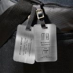 Eigenes Logo Mit Monogramm Silver Gray-Brushmetall Gepäckanhänger<br><div class="desc">Mit Monogramm Logo Silbergraue,  gegossene Metal-Gepäckmarke. Personalisieren Sie es mit Ihren Daten und Ihrem Firmenlogo.</div>