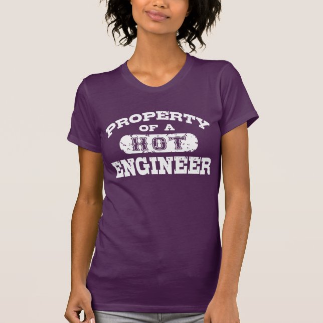 Eigenschaft eines Hot Engineers T-Shirt (Vorderseite)