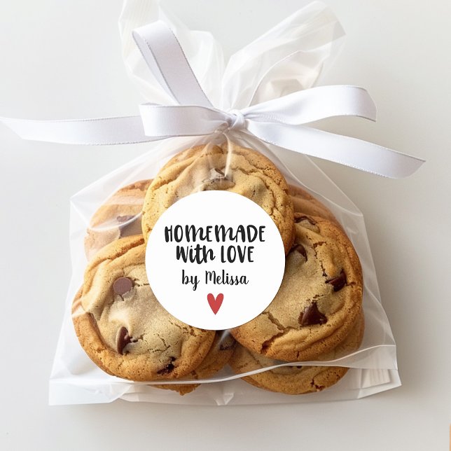 Eigenständig mit Liebe Personalisiert Runder Aufkleber (Use a homemade with love sticker as a pretty way to finish off your gift)