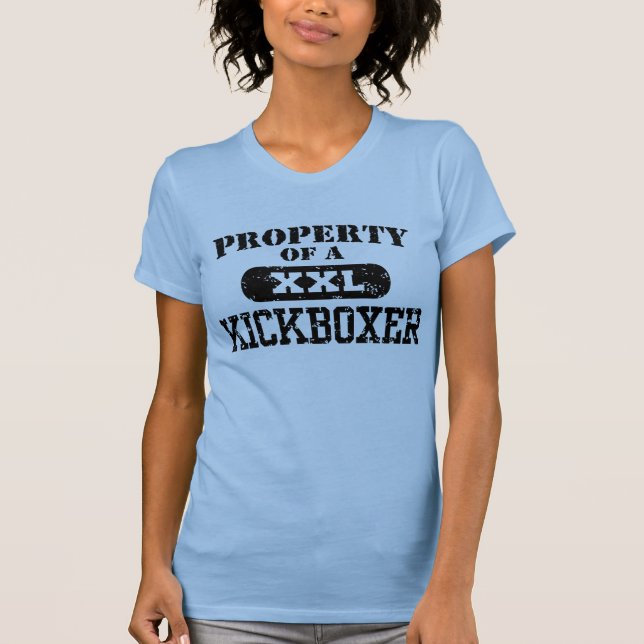 Eigentum eines Kickboxers T-Shirt (Vorderseite)