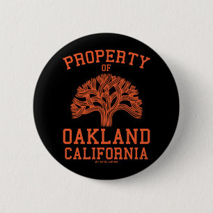 Eigentum von Oakland Button