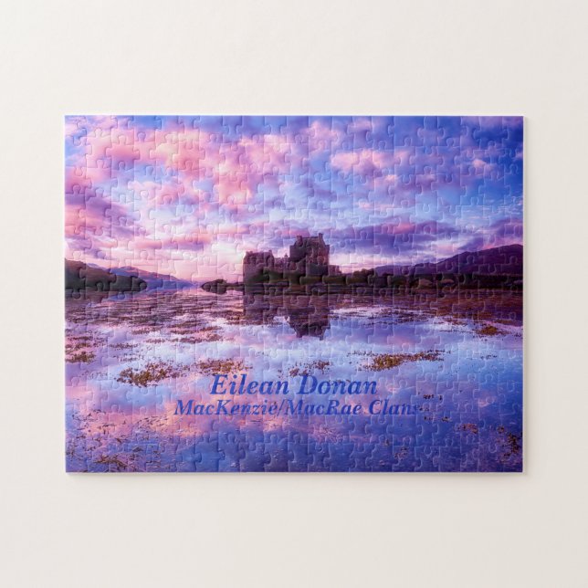 Eilean Donan - MacKenzie/MacRae Clans Puzzle (Horizontal)