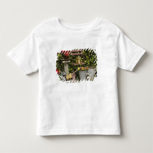 Eimer, Schuhe und Blume, Zaanse Schans, Kleinkind T-shirt (Vorderseite)