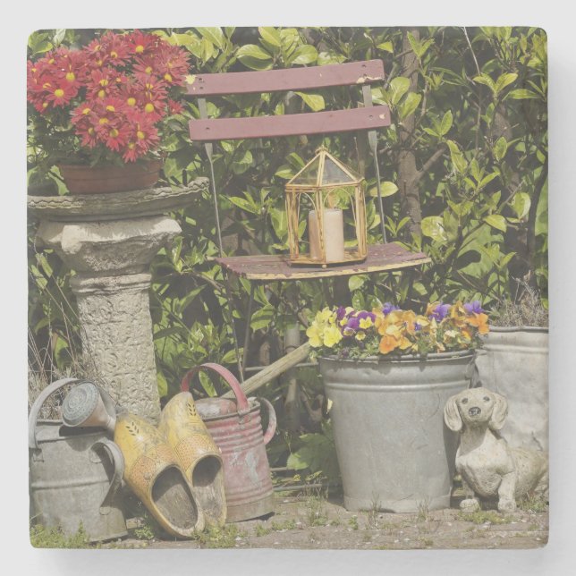 Eimer, Schuhe und Blume, Zaanse Schans, Steinuntersetzer (Vorderseite)