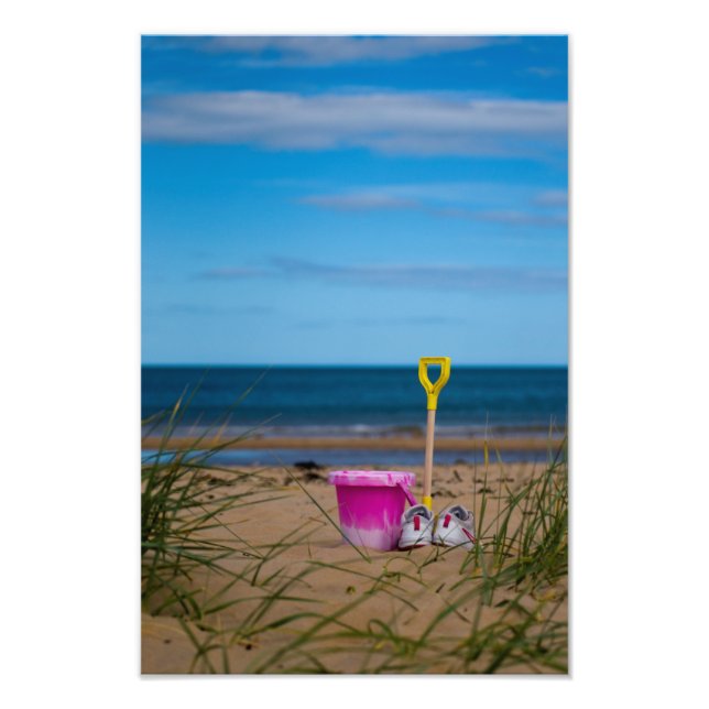 Eimer und Spade am Dornoch Beach Fotodruck (Vorne)