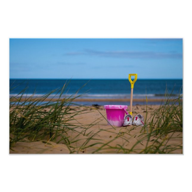 Eimer und Spade am Dornoch Beach Fotodruck (Vorne)