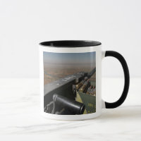 Ein 50-Kaliber-Maschinengewehr