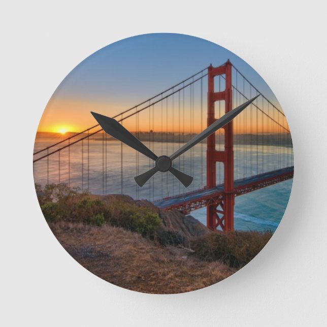 Ein absolut atemberaubender Sonnenaufgang Runde Wanduhr (Vorderseite)