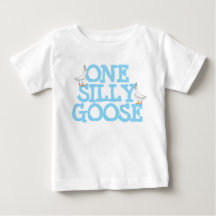 Ein albernes Gänse-T-Shirt