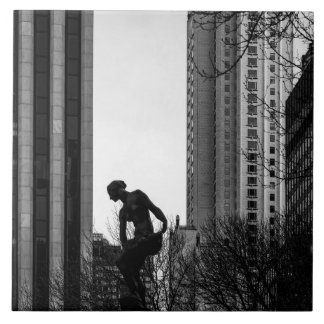 Ein alleiner Moment in der Stadt Fliese