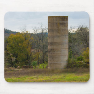 Ein alter Farm-Silo Mousepad