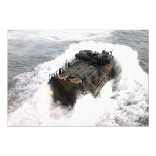 Ein amphibisches Angriffsfahrzeug 2 Fotodruck