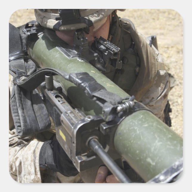 Ein Angreifer Quadratischer Aufkleber (Vorderseite)