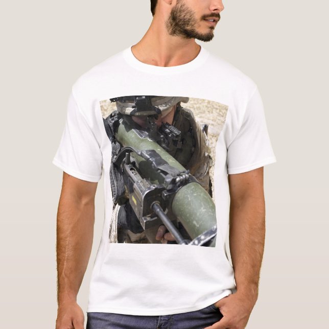 Ein Angreifer T-Shirt (Vorderseite)