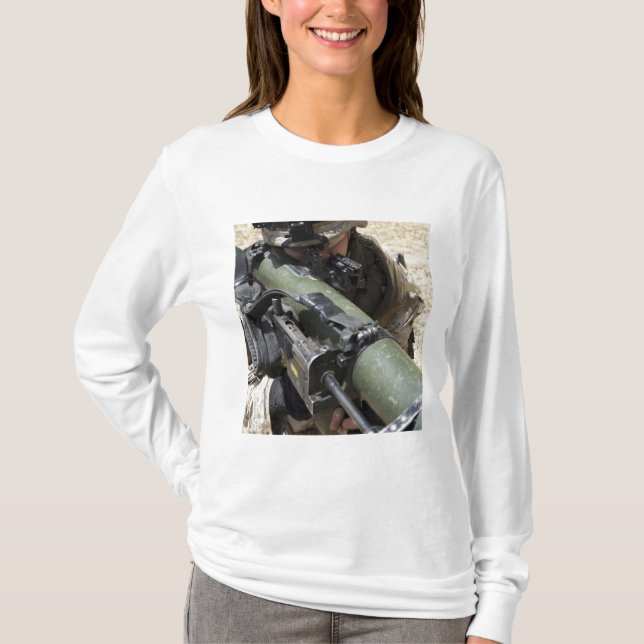 Ein Angreifer T-Shirt (Vorderseite)