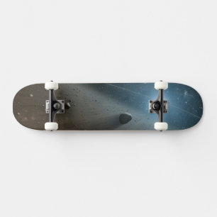 Ein Asteroidengürtel rund um den hellen Star Vega. Skateboard